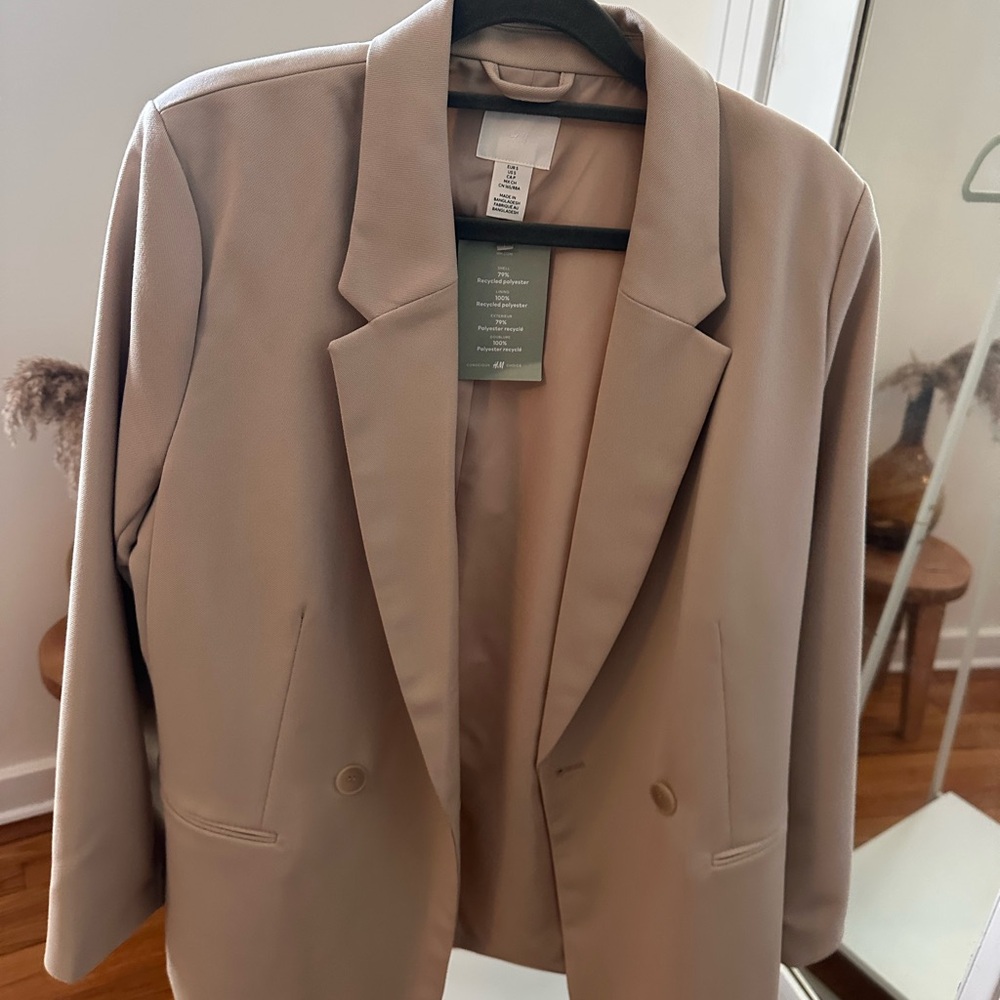 Women's Tan Blazer New With Tags